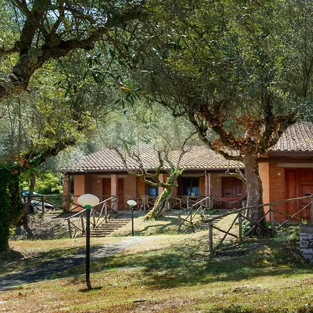 Cerquestra Camping Village Monte del Lago Exterior photo