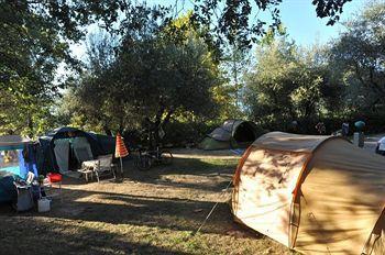 Camping Cerquestra Village