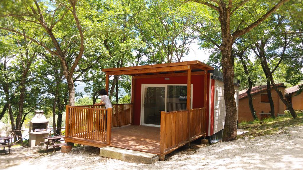 Camping Cerquestra Village Monte del Lago